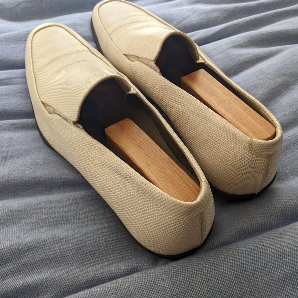 Cole-Haan G Series Pebbled Leather White Slip-On Dress Shoes